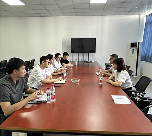 市局領(lǐng)導(dǎo)蒞臨指導(dǎo)，共繪綿陽市先鋒醫(yī)療器械新篇章！